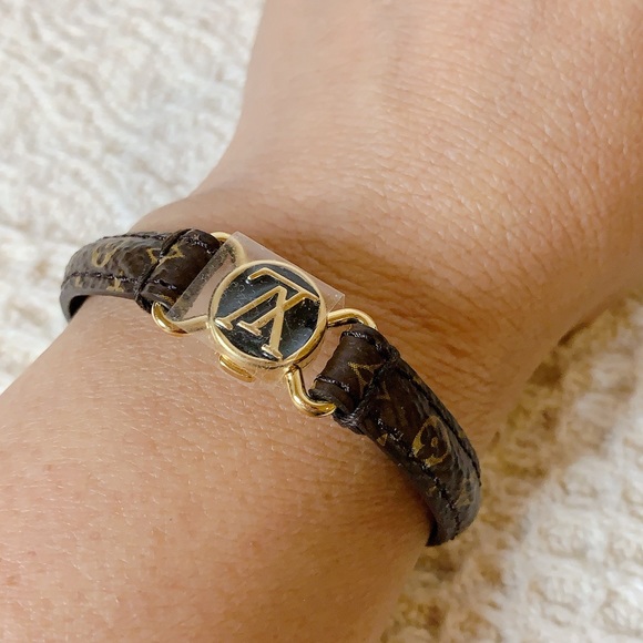 Louis Vuitton LV Clic It Bracelet size 17 - Picture 12 of 12